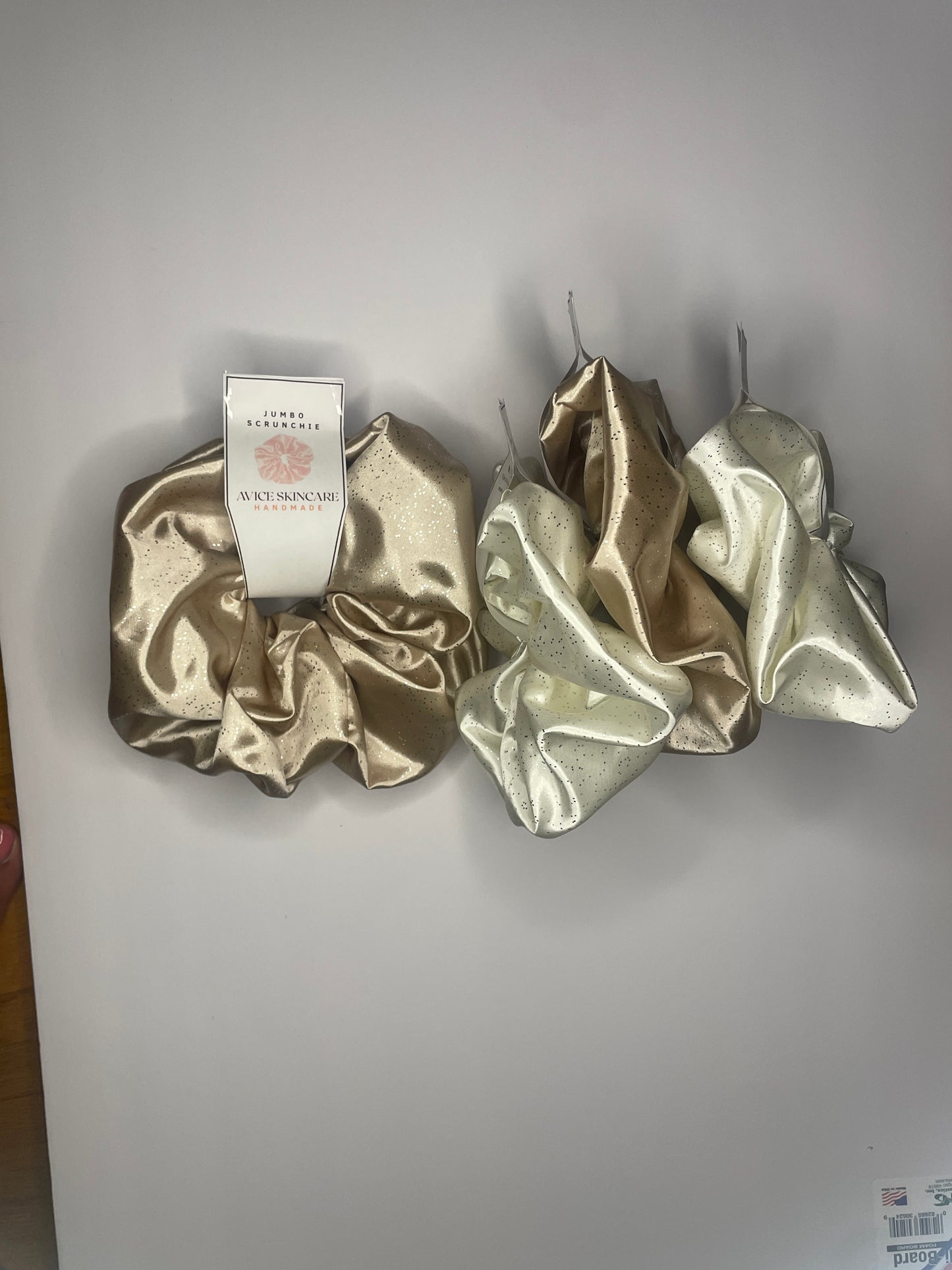 SATIN JUMBO SCRUNCHIE
